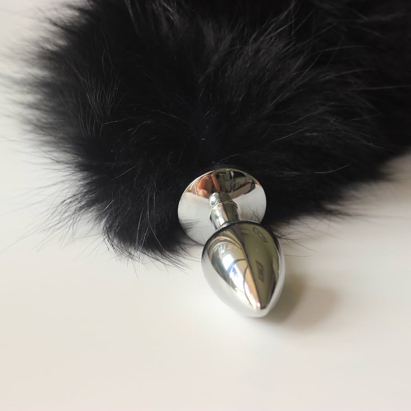 Siyah Fox Tail Metal Anal Plug Kuyruklu – Zarif ve Vahşi Tasarım